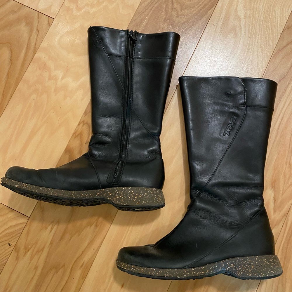 Teva Boots Black Riding size 5.5 women’s EU 36